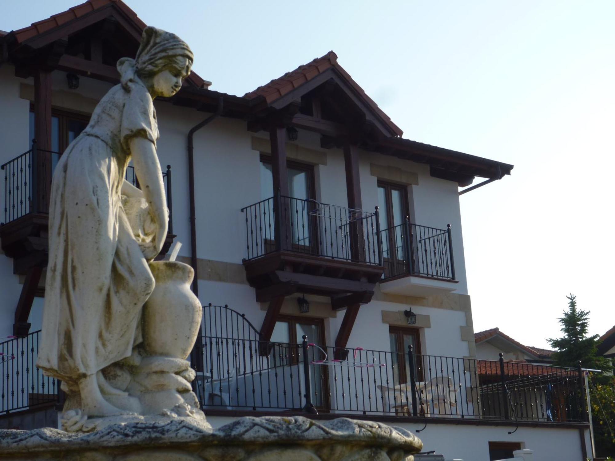 Apartamentos La Fuente De Enmedio Suances Dış mekan fotoğraf